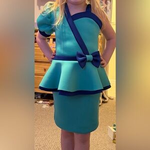 Teal and Navy Bow pageant interview set